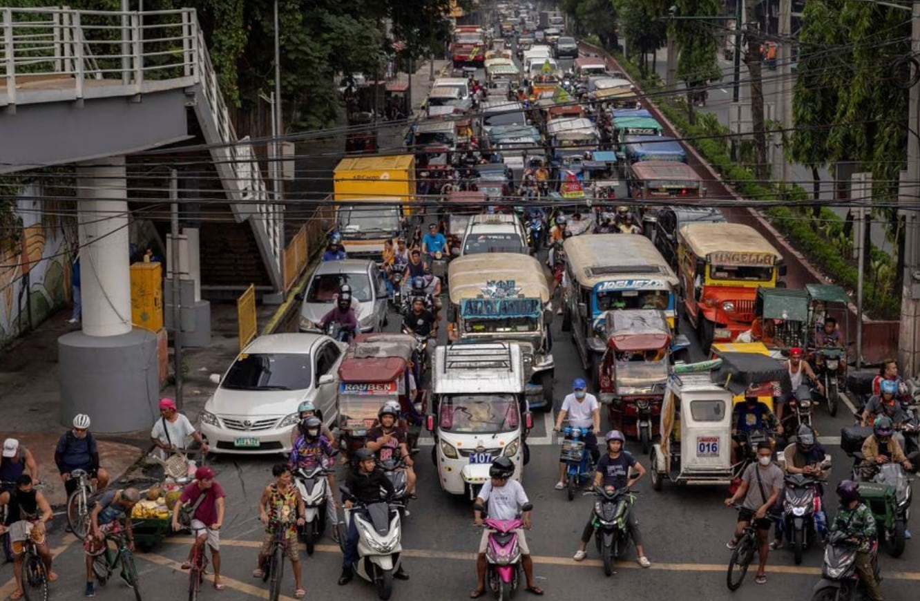 image Philippines gets $1 billion ADB loan for electric bus programme