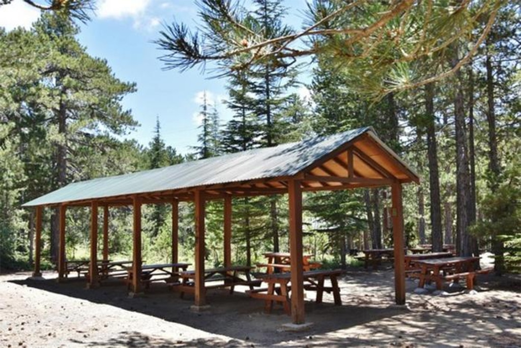image Prodromos dam picnic site closed on Sunday