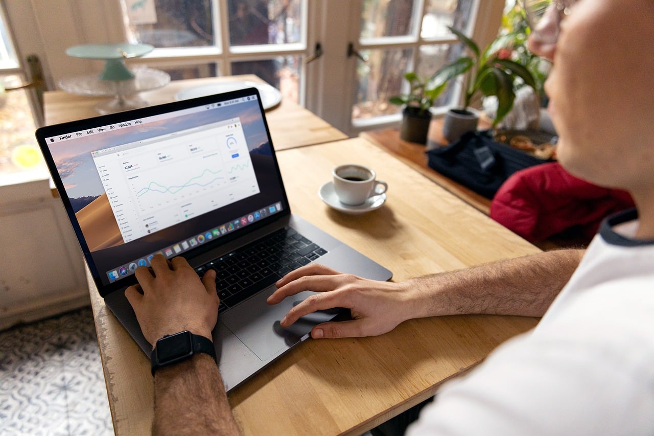 image Parliament discussing new bill on remote workers’ rights