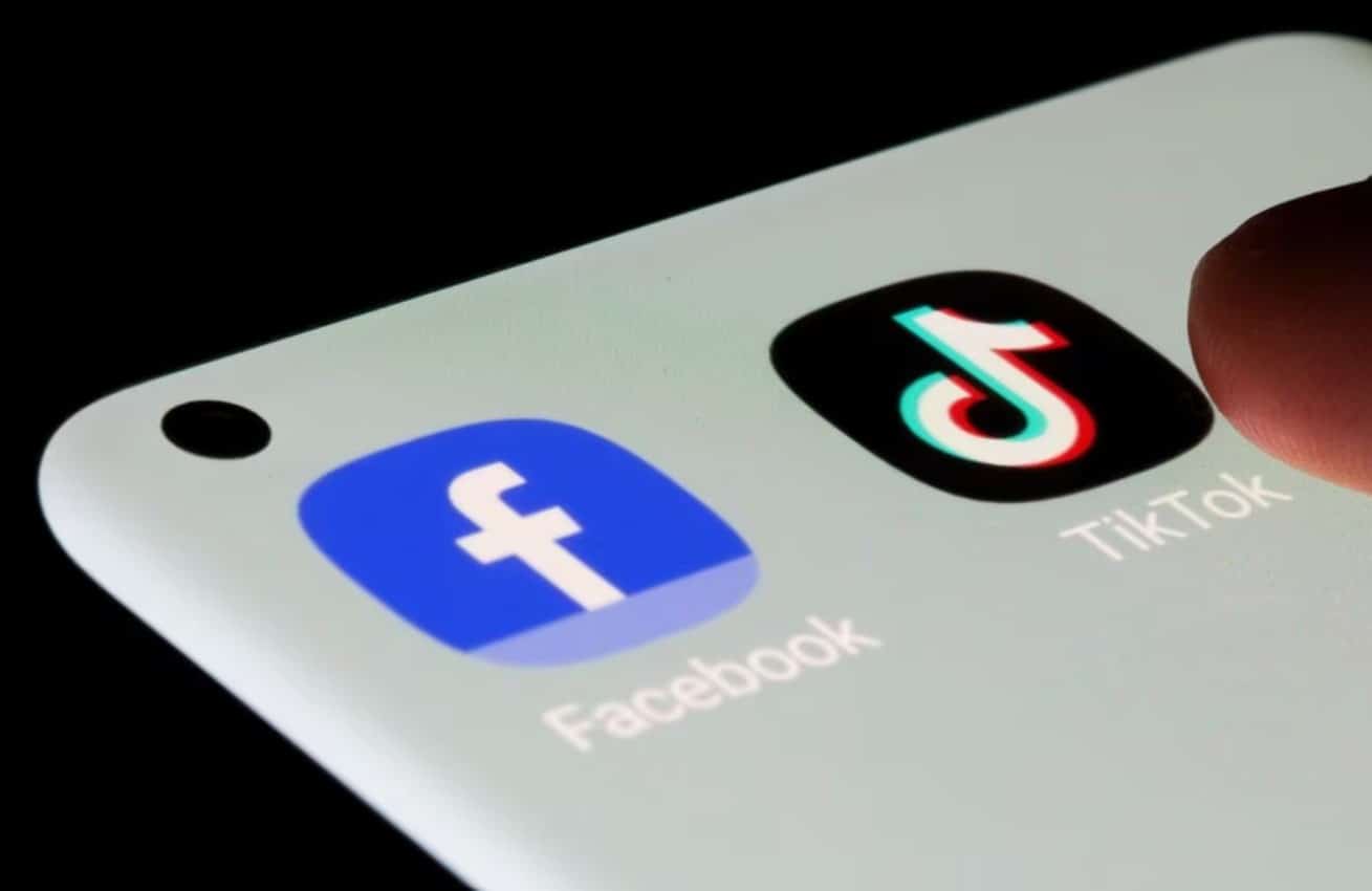 image Cyprus second in EU for social media use