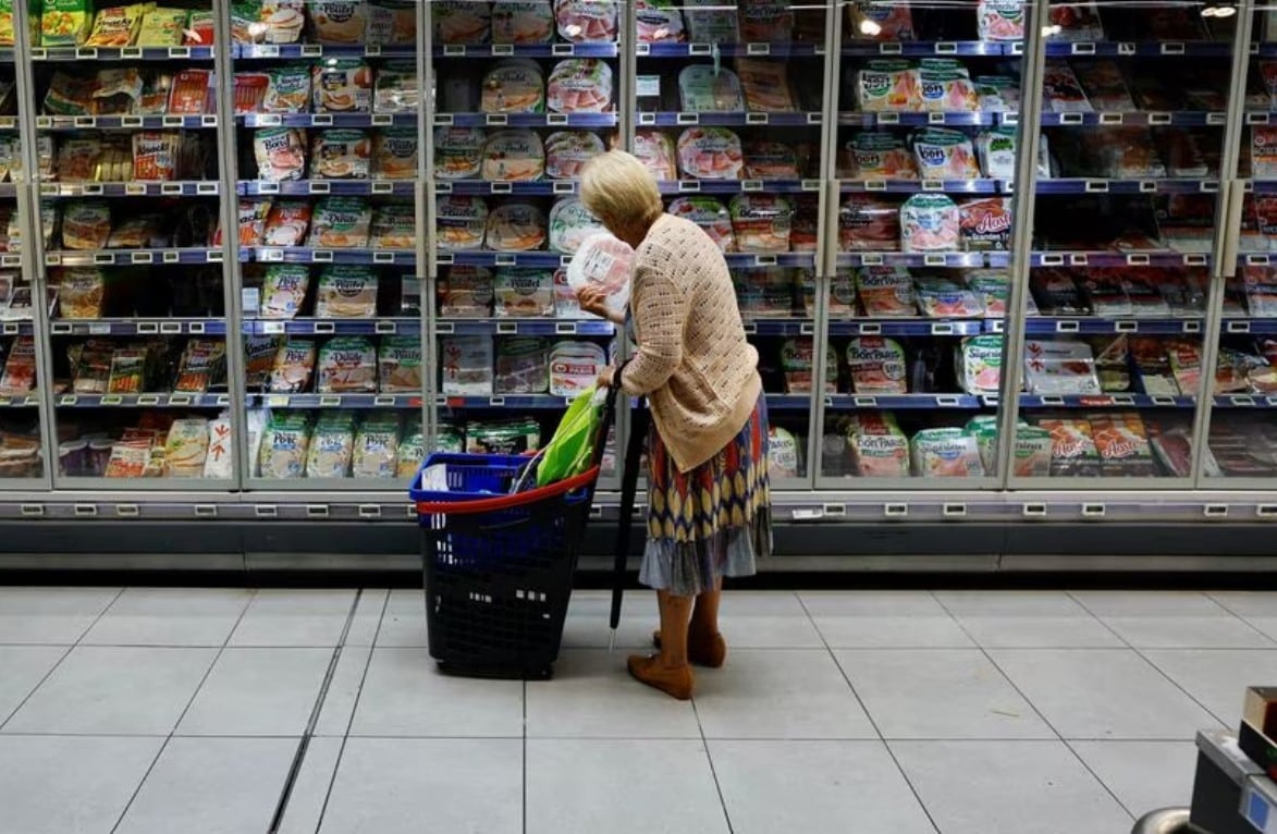 image Supermarkets listing false prices, says consumers association