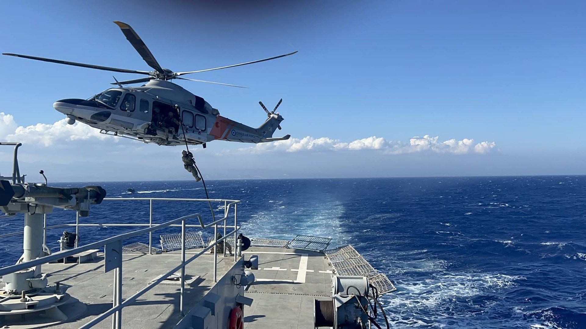 image Cyprus turns to west for new air defence system