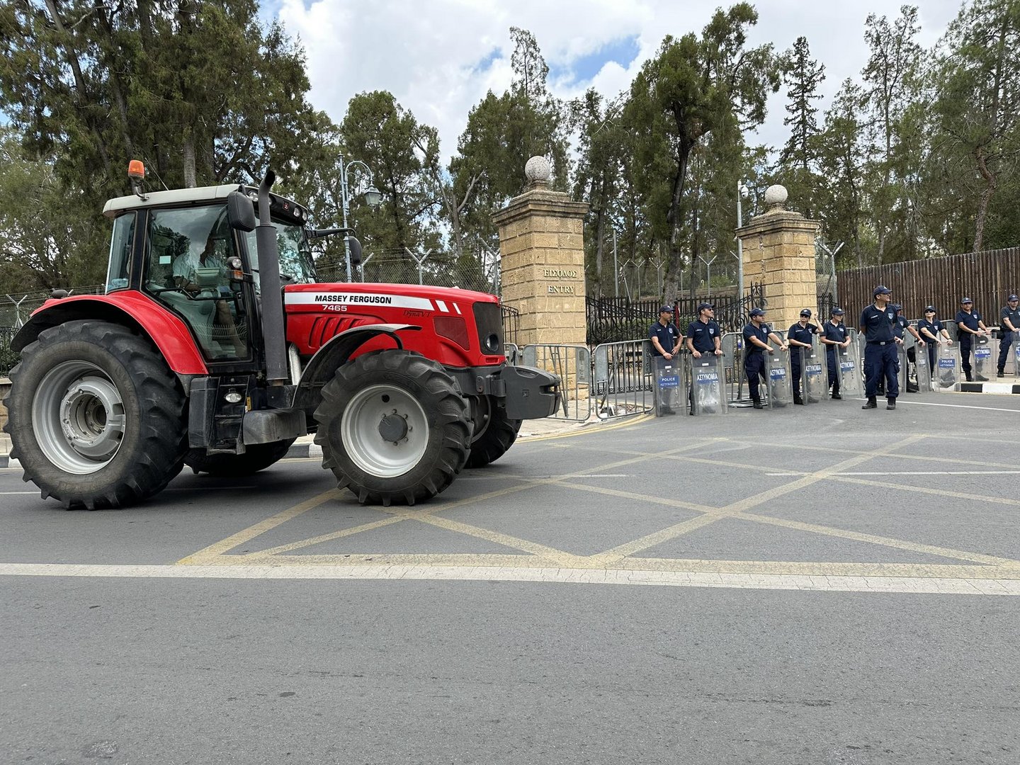tractors4