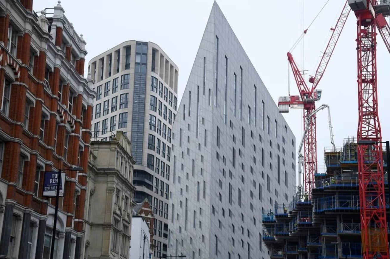 image Spasms in UK mortgage market spell pain for homeowners, economy