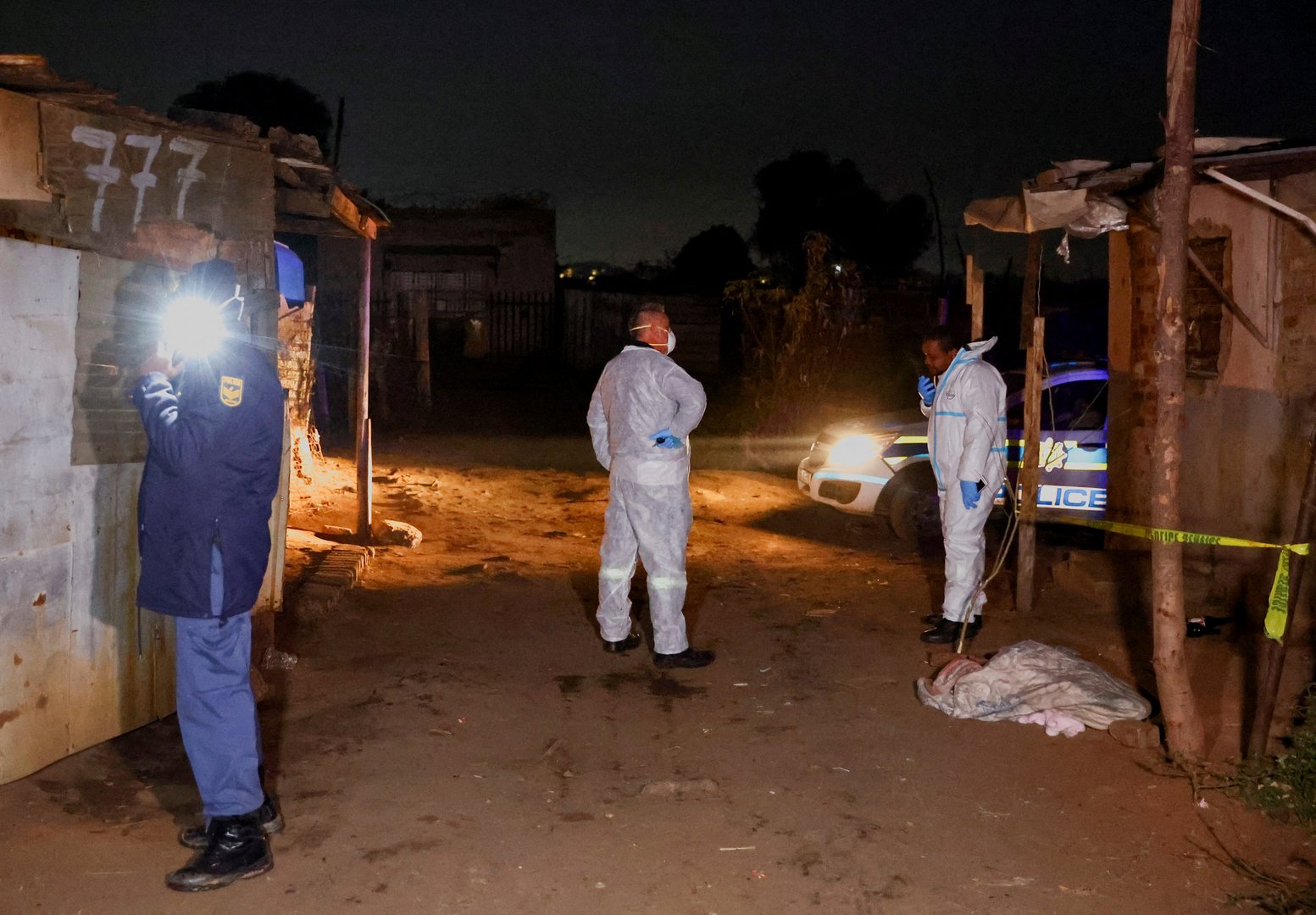 image South Africa gas leak kills 17; official blames illegal mining