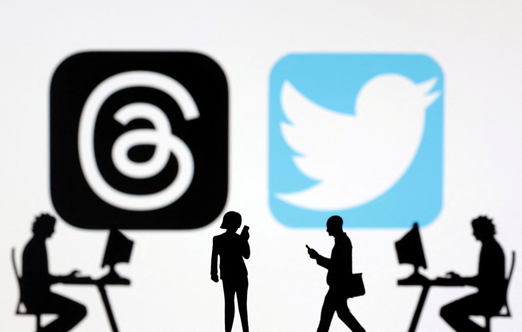 image Meta&#8217;s Threads swiftly signs up 30 mln users, Twitter to sue?