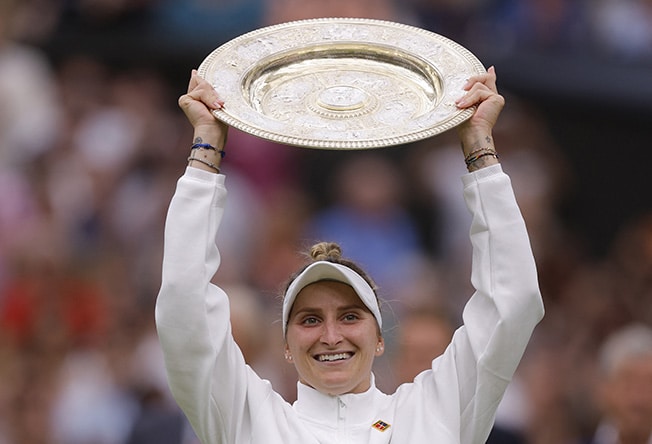 image Vondrousova upsets Jabeur to win Wimbledon title