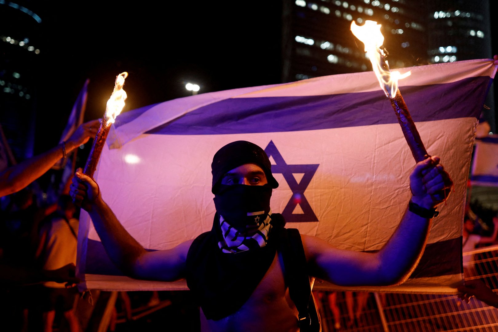 image Israel&#8217;s Netanyahu takes heat in polls as judicial crisis deepens