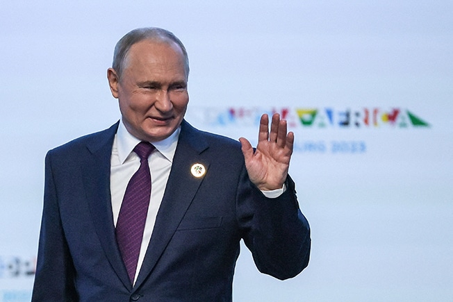 image Putin: Russia ready to discuss conflict with Ukraine, but Kyiv refuses
