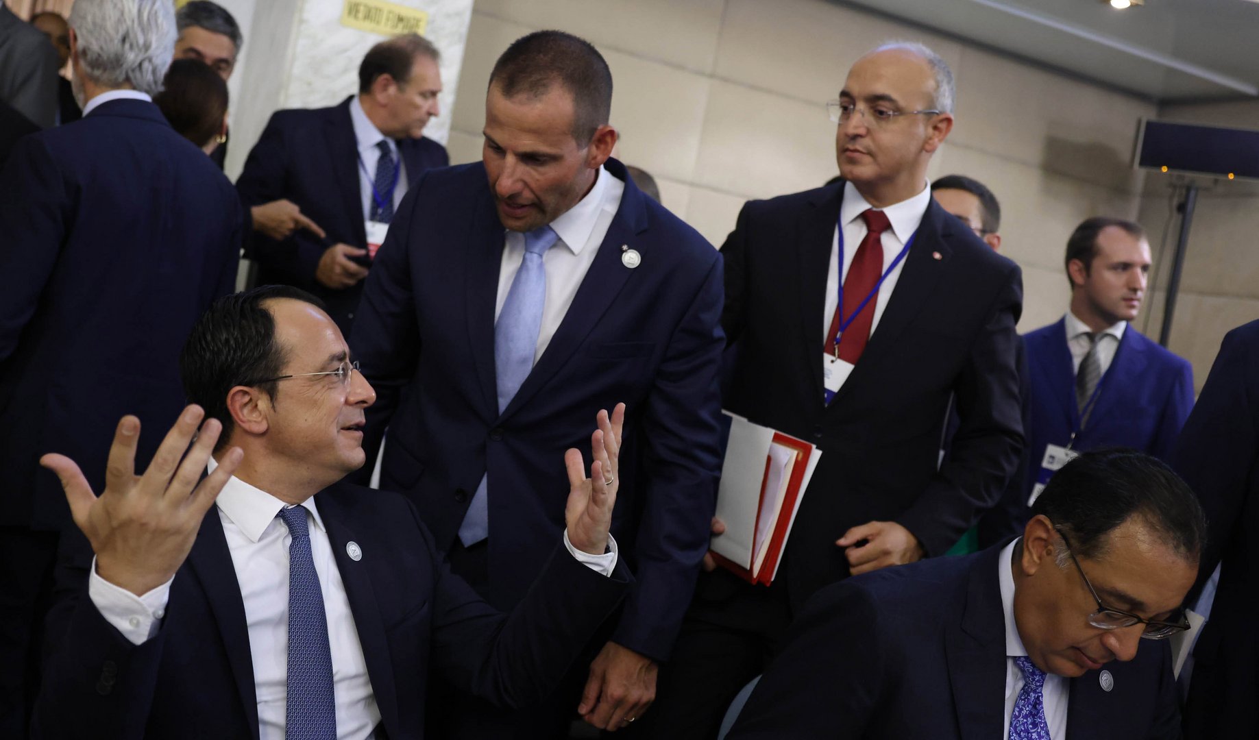 image Reasons people migrate key in addressing migration issue, president says (updated)