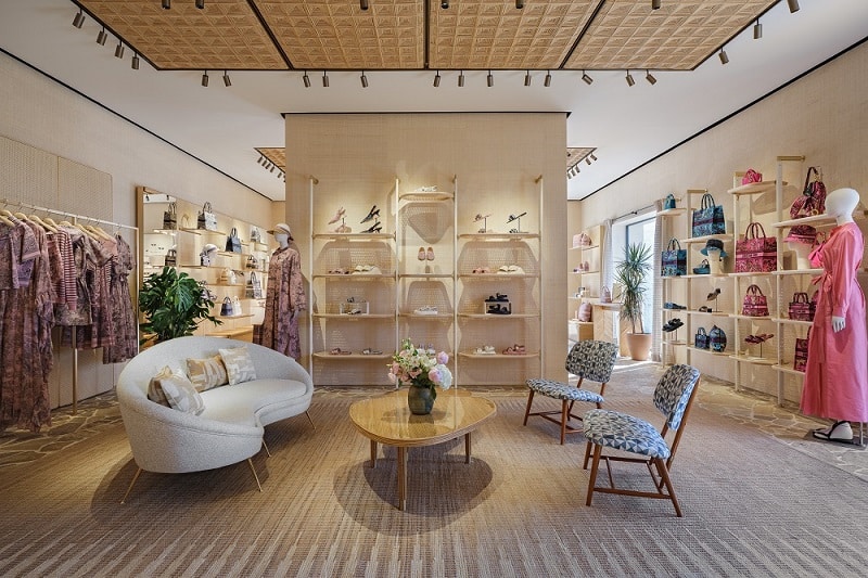image Chic launch of first Retail Village at Parklane Resort &#038; Spa
