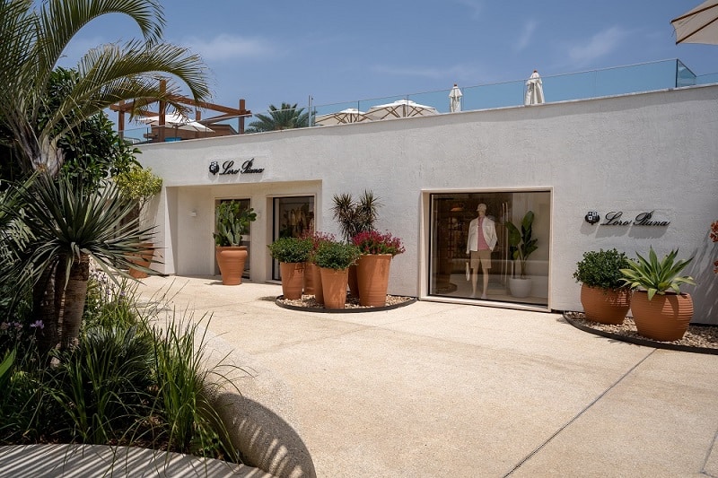 parklane resort & spa the retail village loro piana 06