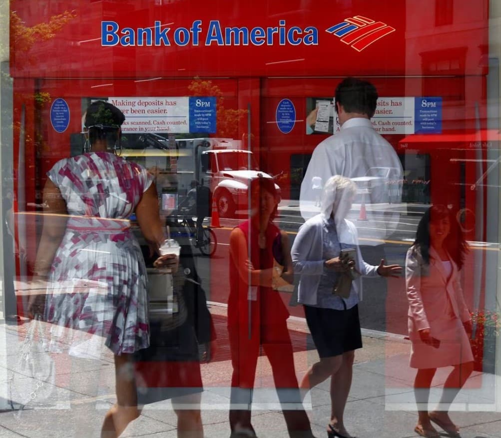 image US banking giants to report higher profits even as dealmaking drags