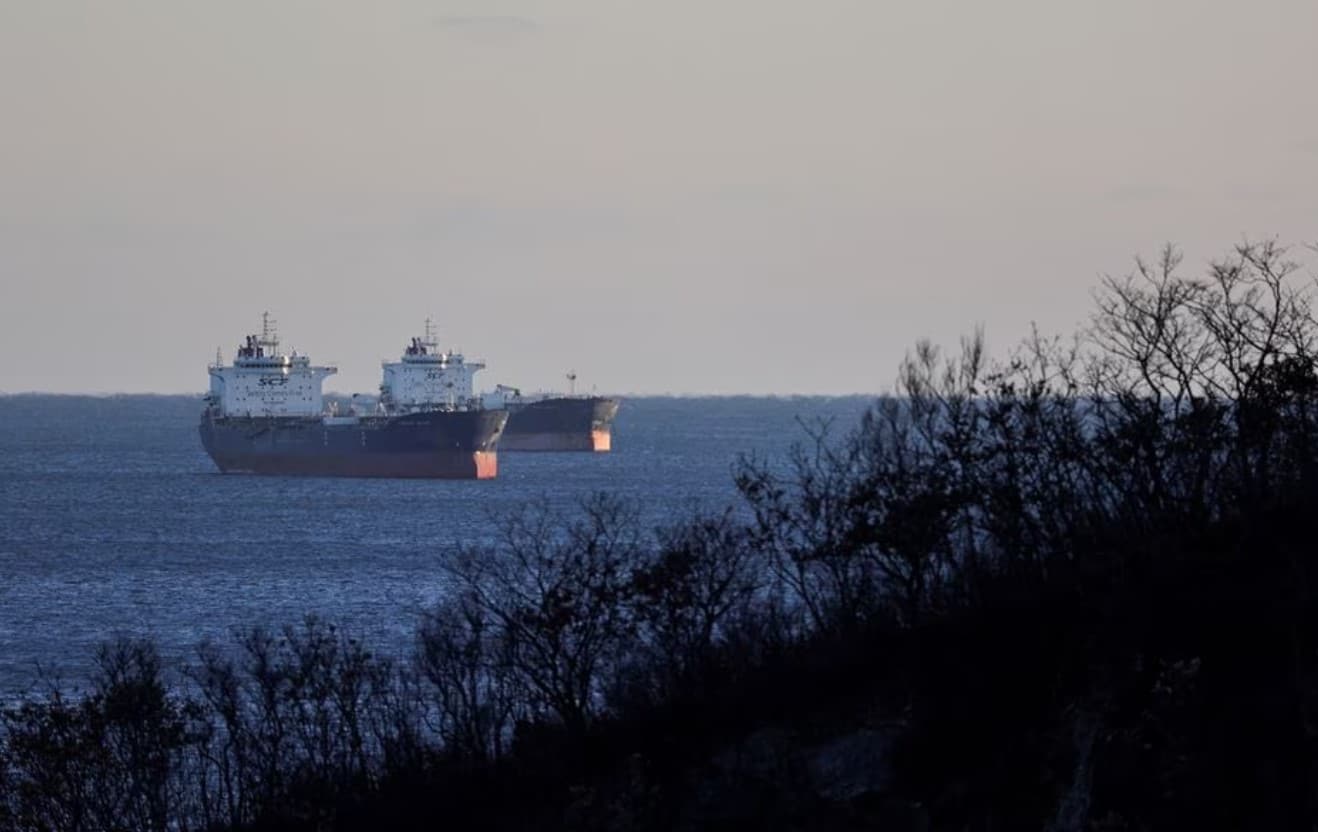image Obscure traders ship Russia&#8217;s oil after sanctions