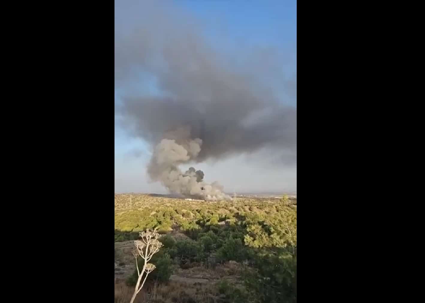 image Smoke seen in Nicosia due to fire in the north, fire service says