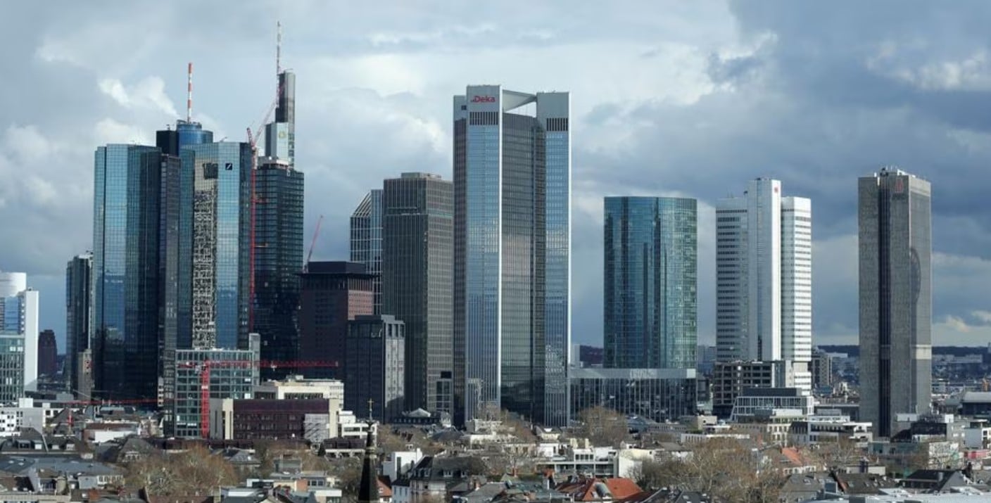 image Eurozone business recovery slows sharply in June, PMI shows