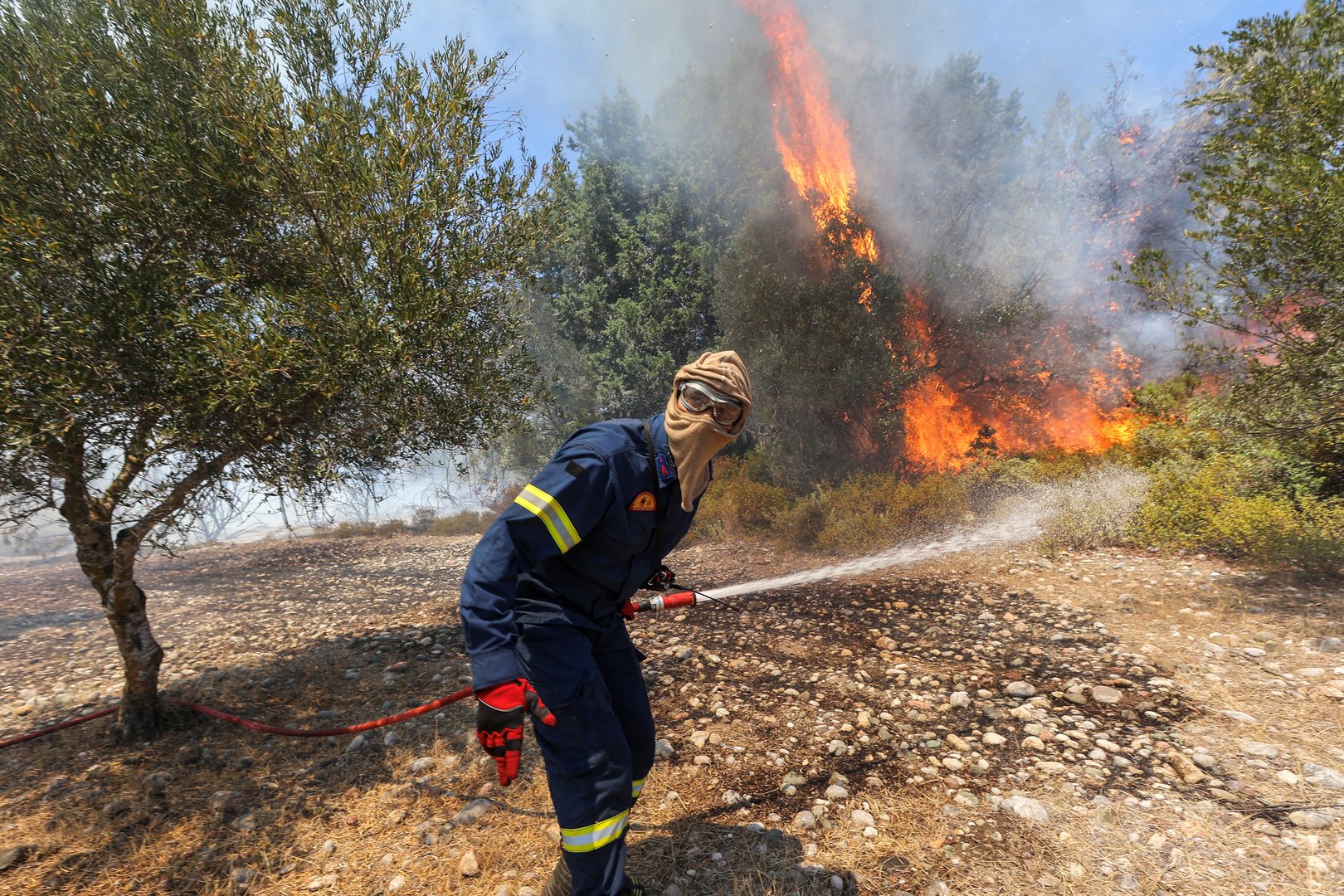 image Fire crisis caused Mitsotakis to cancel Cyprus visit
