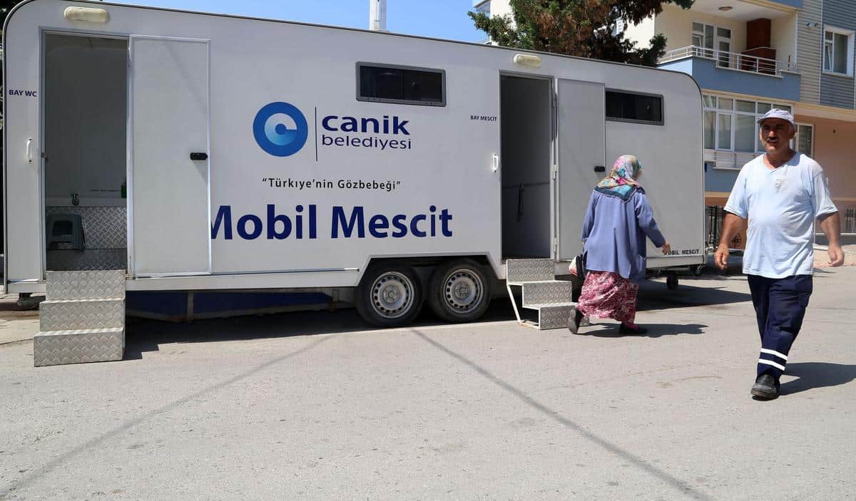 image Imam suggests mobile masjid as solution to Apostolos Andreas controversy