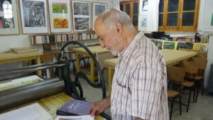 profile hambis in his village museum