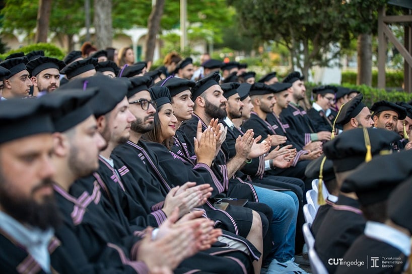Tepak grads