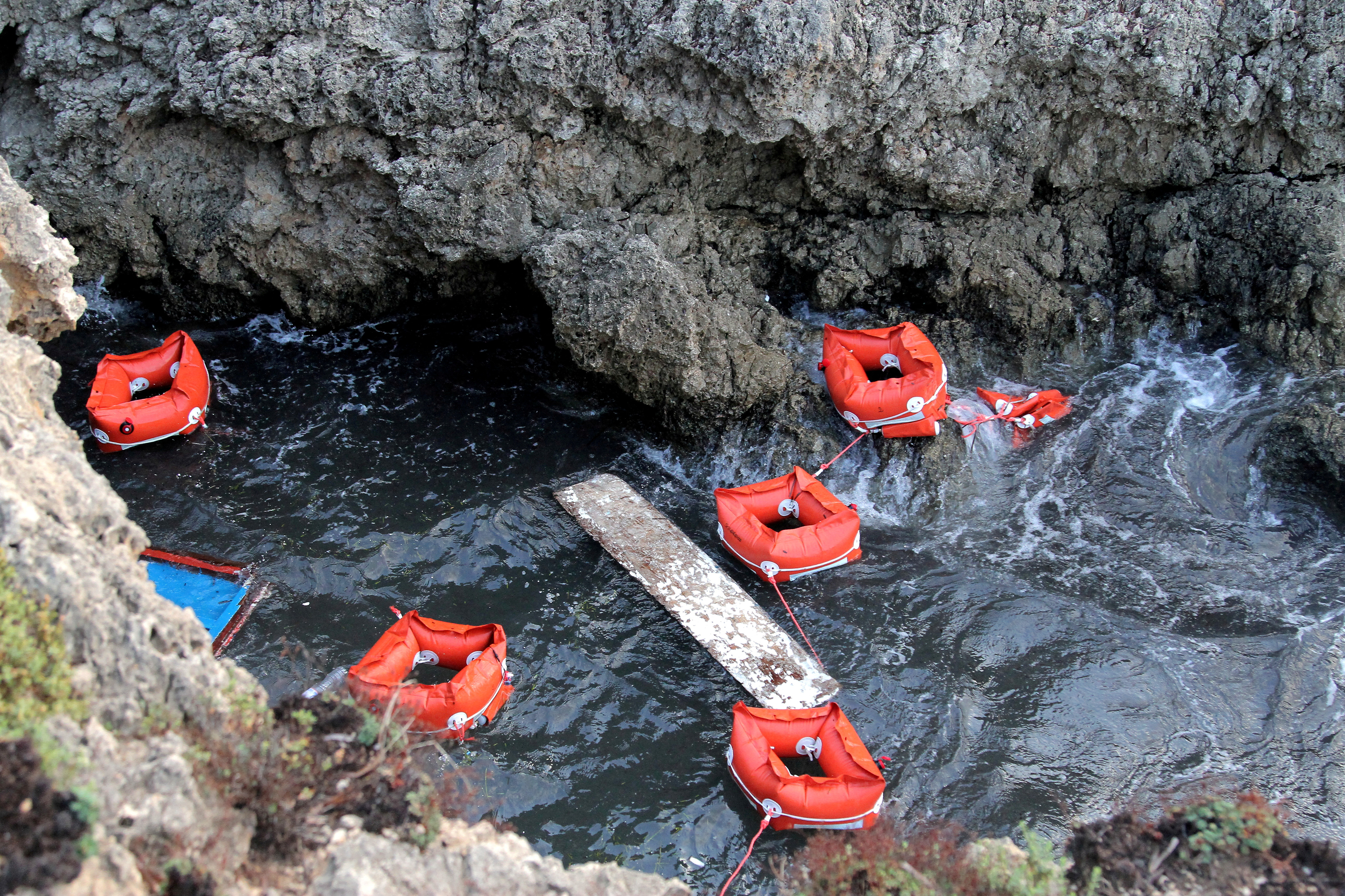 image Forty-one dead in migrant shipwreck off Italy&#8217;s Lampedusa island (Update)