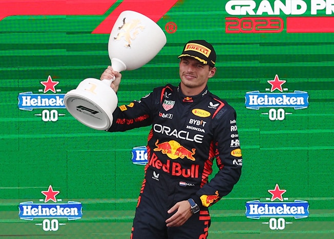 image Verstappen beats the rain for record-equalling ninth win in a row