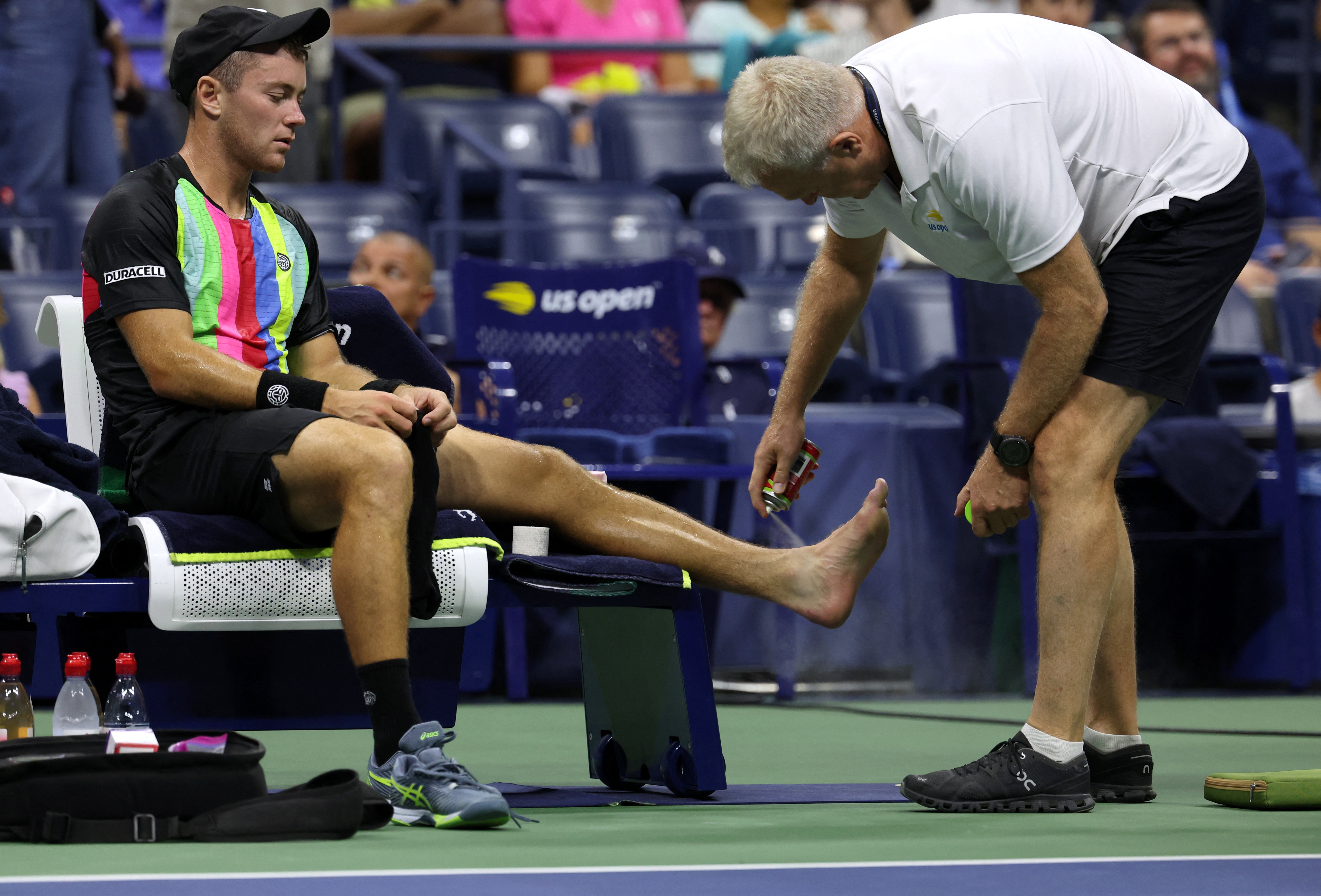 image Alcaraz gets easy start to US Open title defence, Medvedev advances