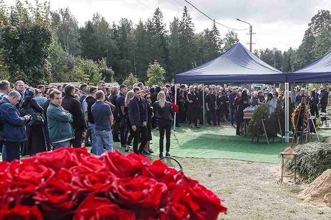 image Wagner&#8217;s Prigozhin buried privately in St Petersburg cemetery