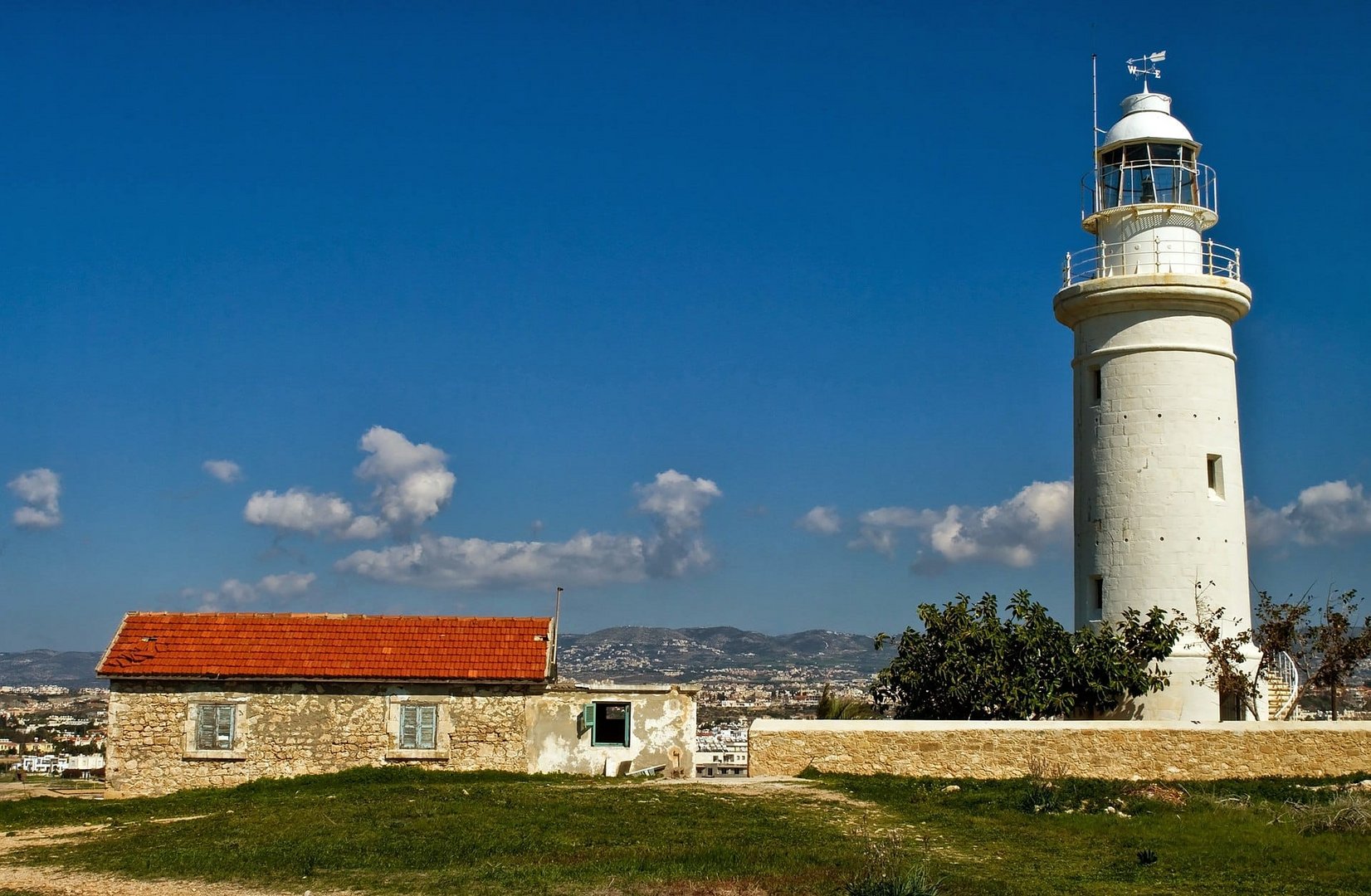 image Free tours of Paphos lighthouse