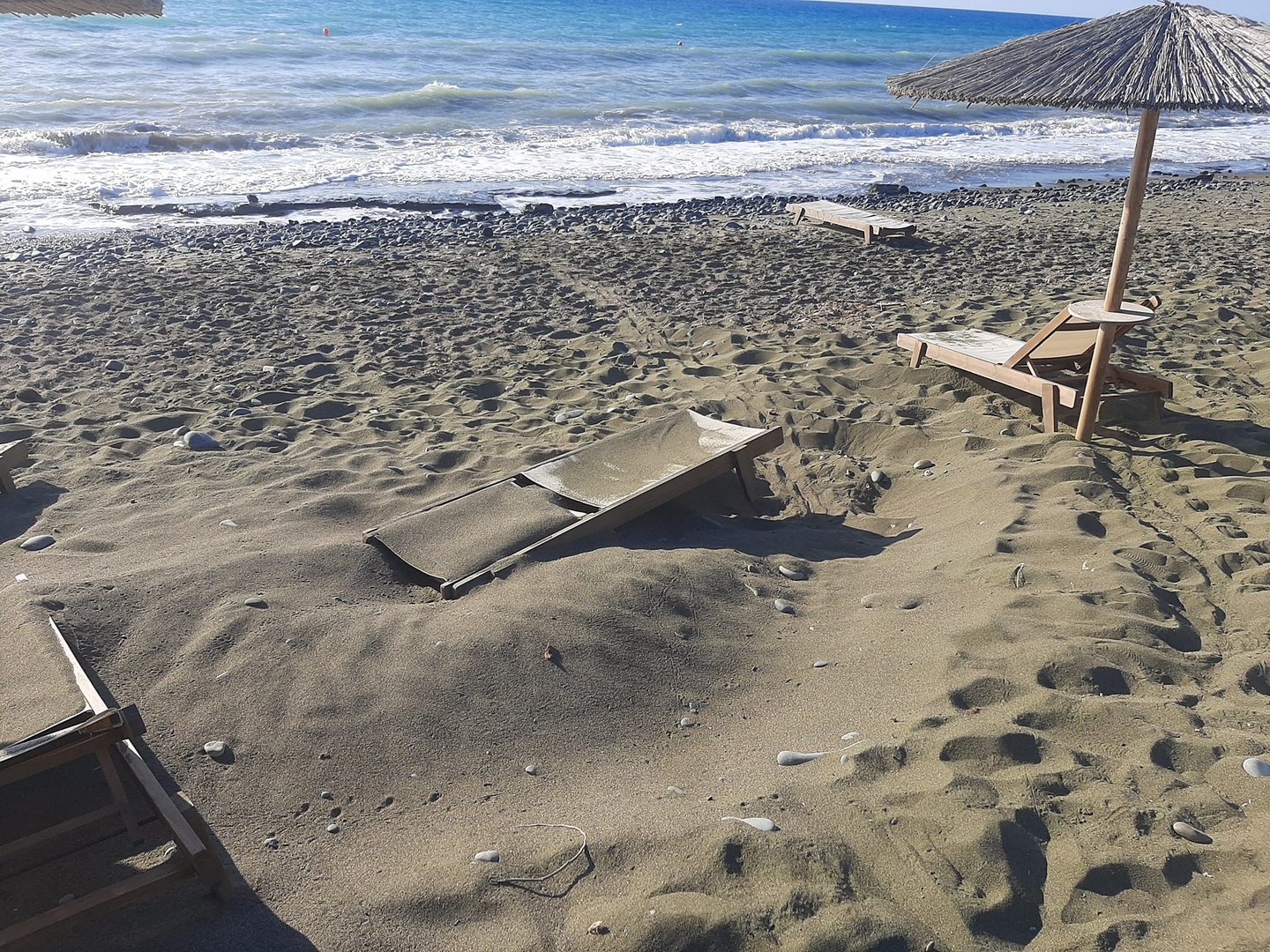 image Non-compliance of beach in Gialia threatens nesting turtles