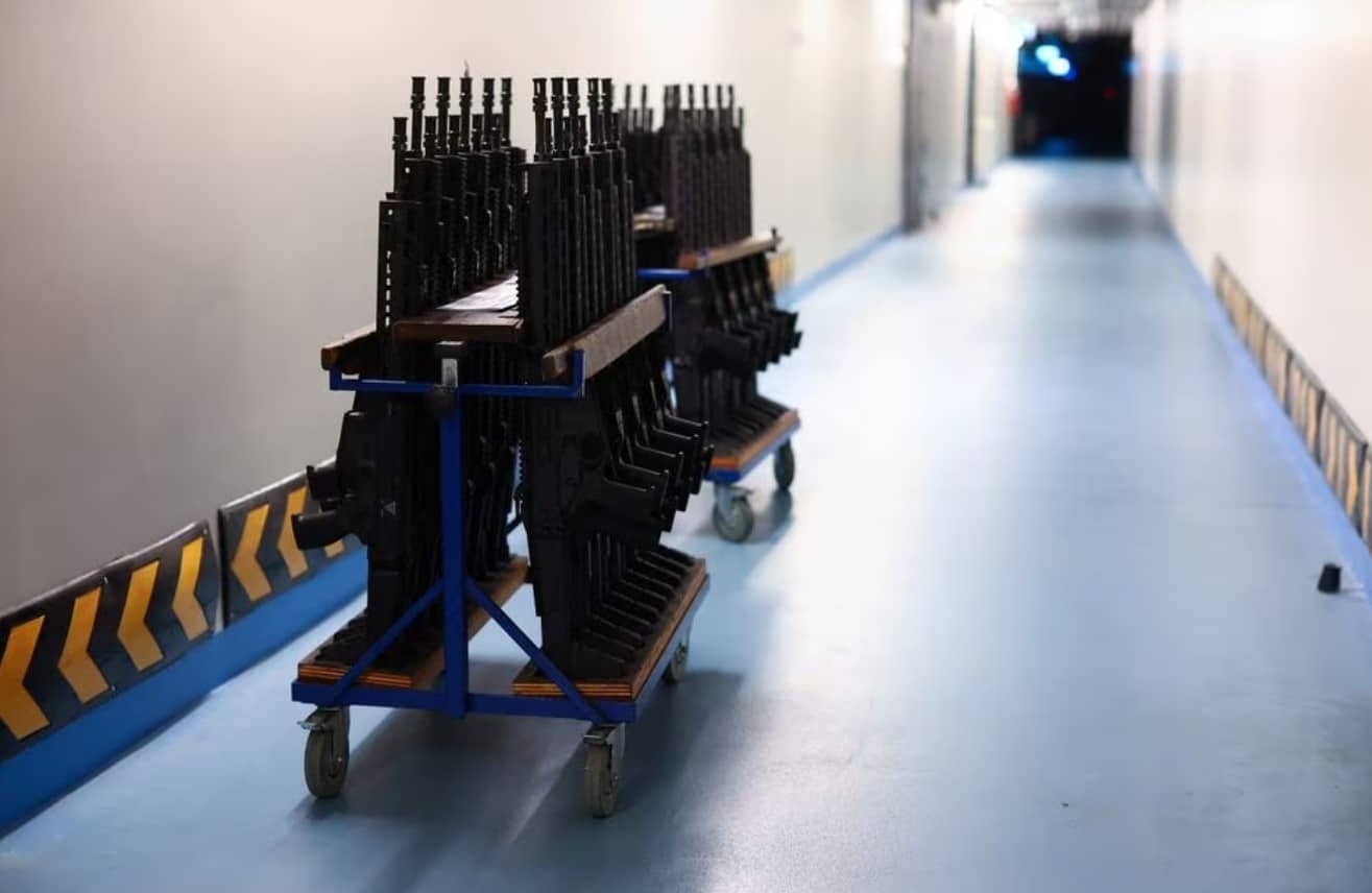 image Central Europe&#8217;s arms makers scramble for workers as Ukraine boosts business