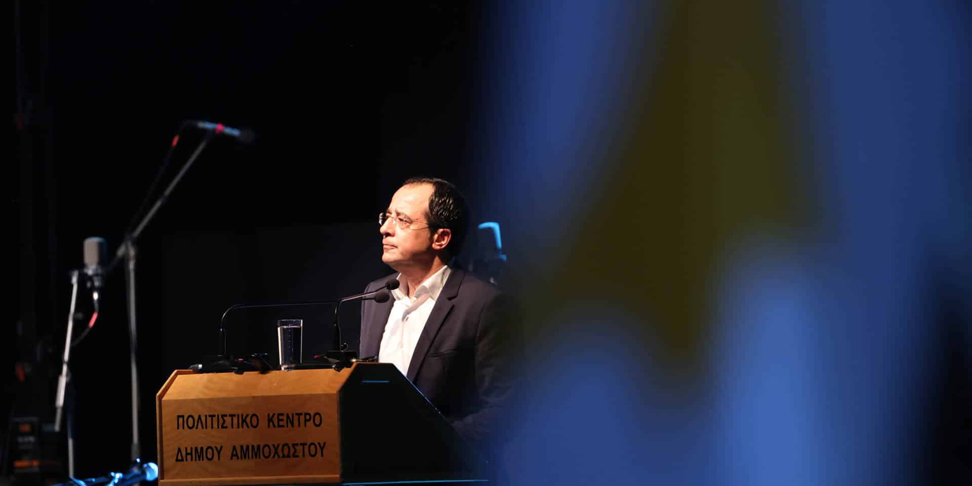 image President says coherent front necessary for a Cyprus solution
