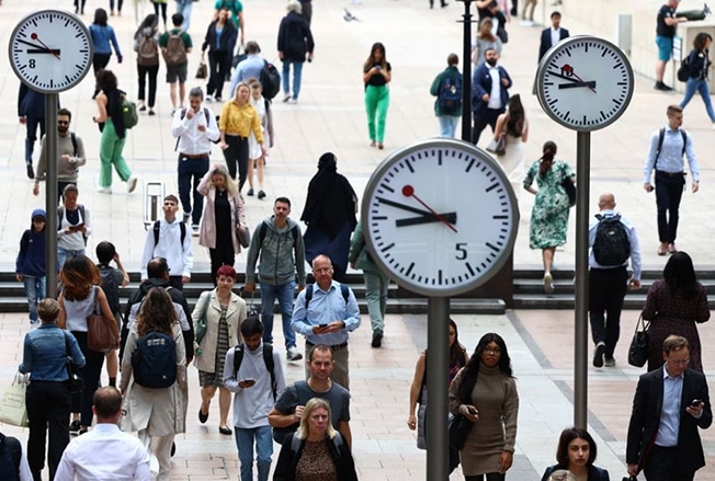 image Britain’s CEOs get 16% pay rise even as workers struggle