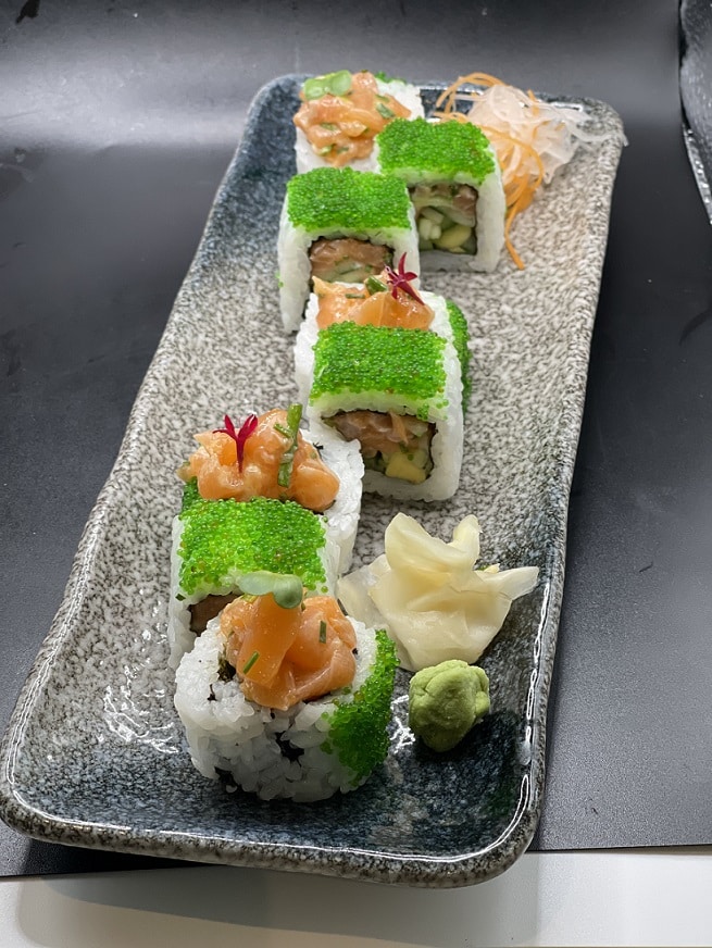 Japanese Atelier - Crazy Salmon Uramaki