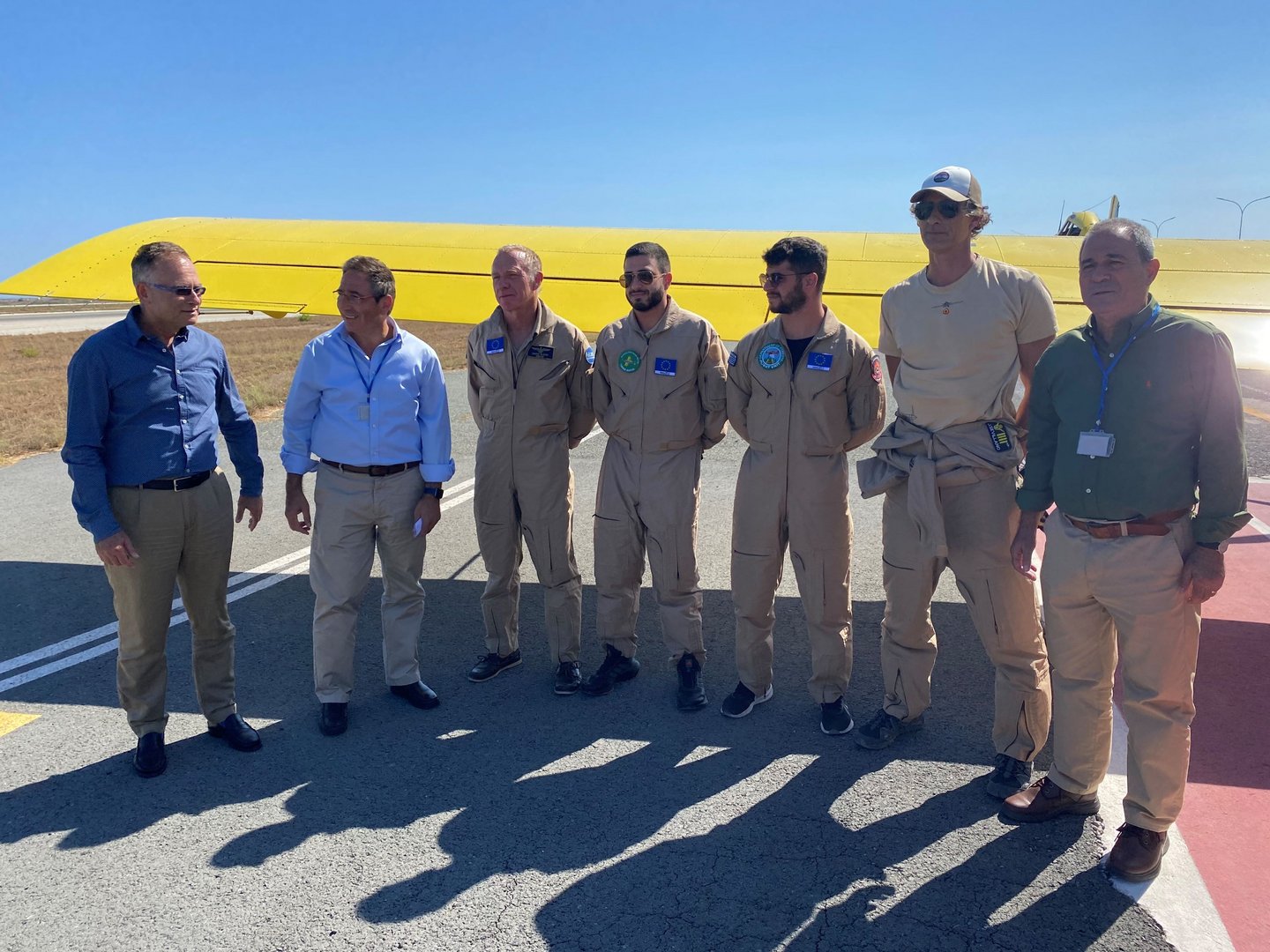 image Firefighters who went to Greece return