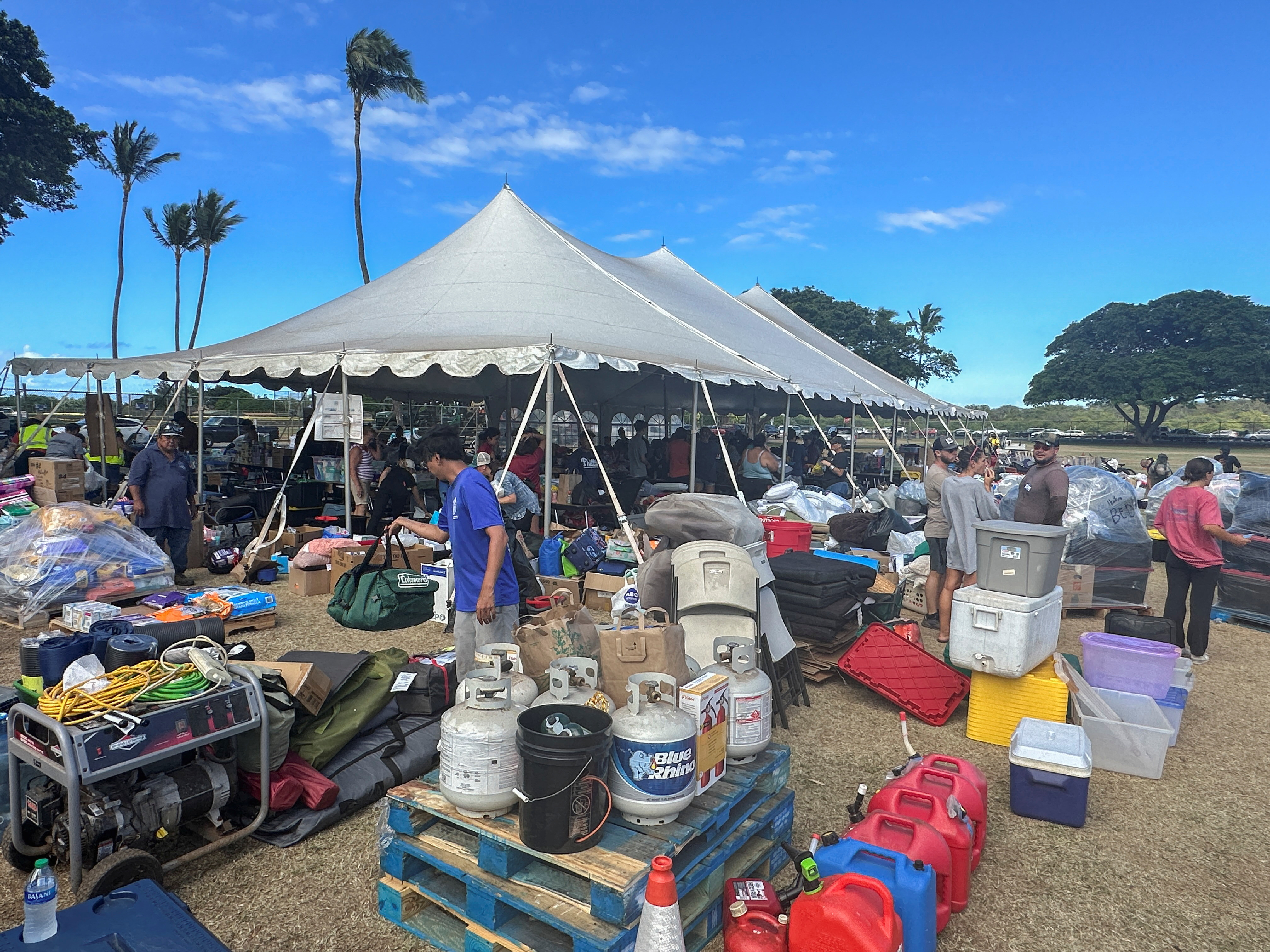 image Maui wildfire death toll hits 80 as questions raised over warnings