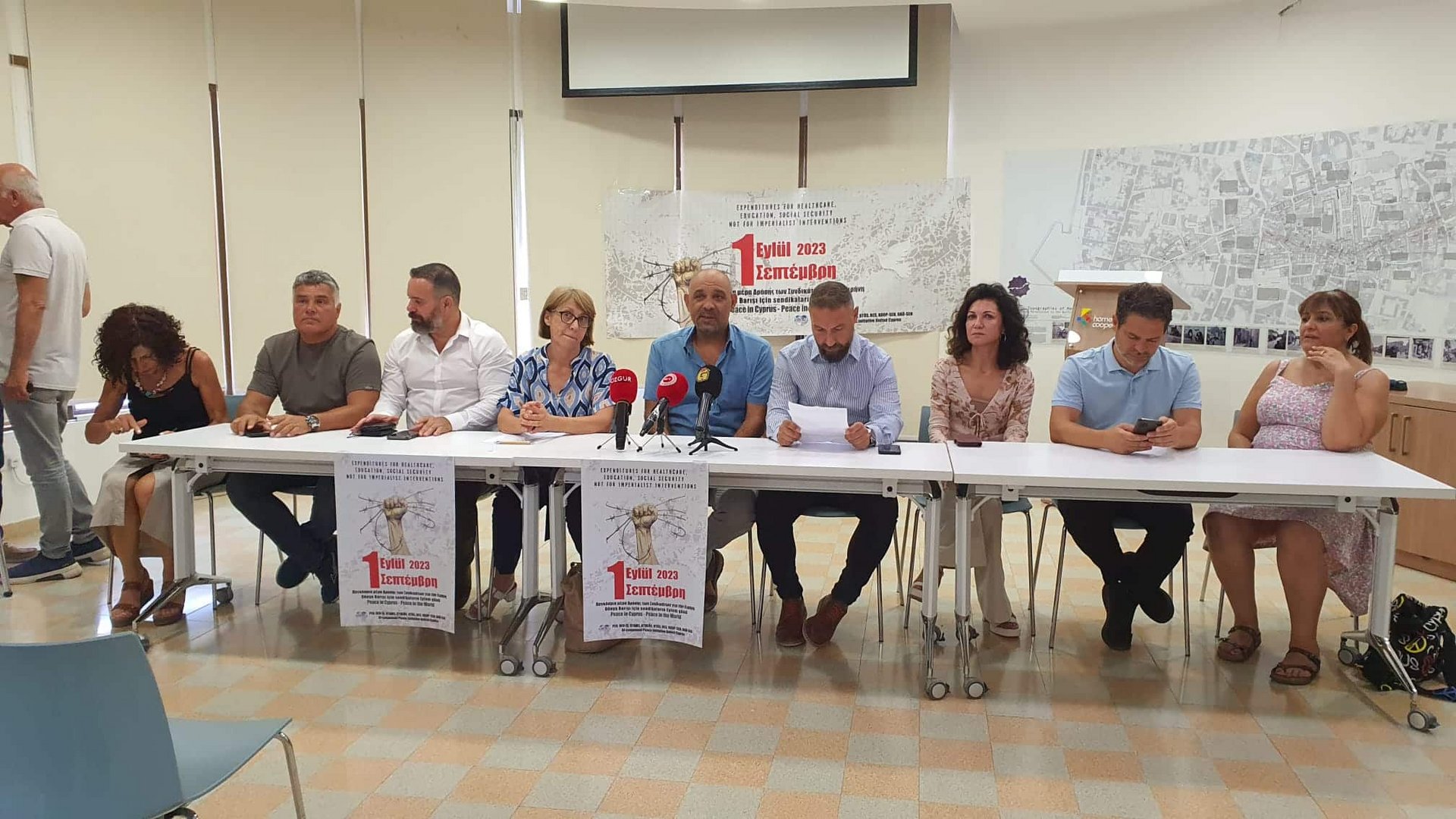 image Greek and Turkish Cypriot unions to unite for peace