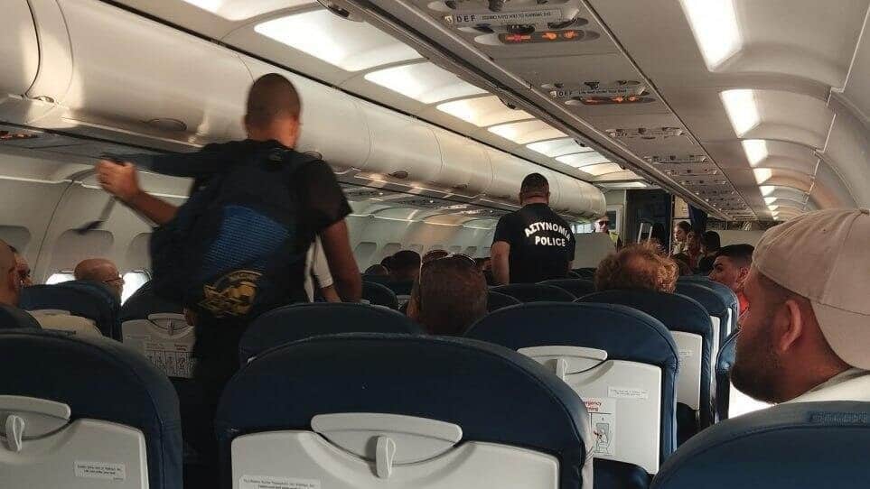 image Six Israeli teens detained for disrupting flight to Tel Aviv
