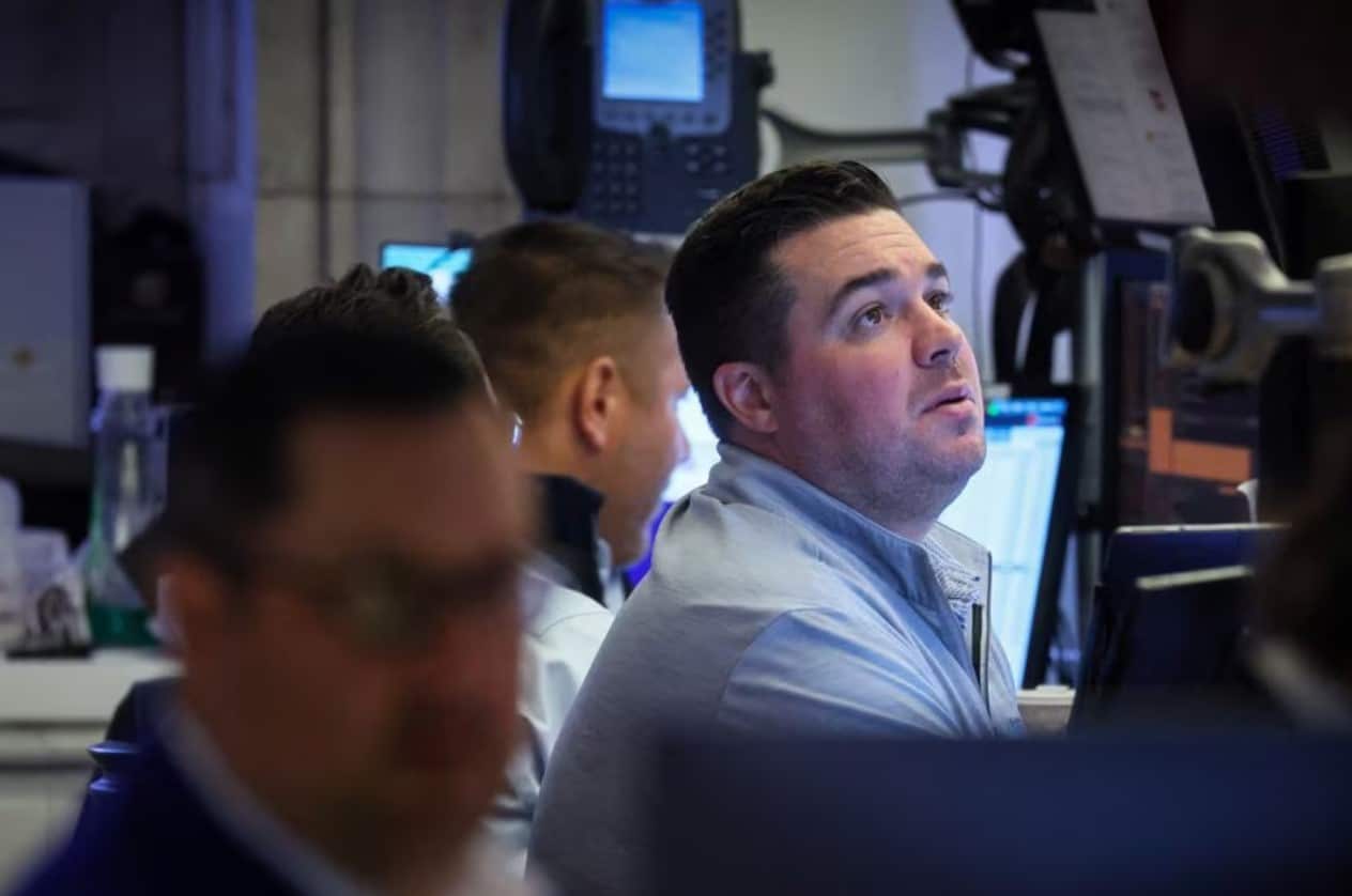 image Stocks swoon, dollar firms as Powell speech looms