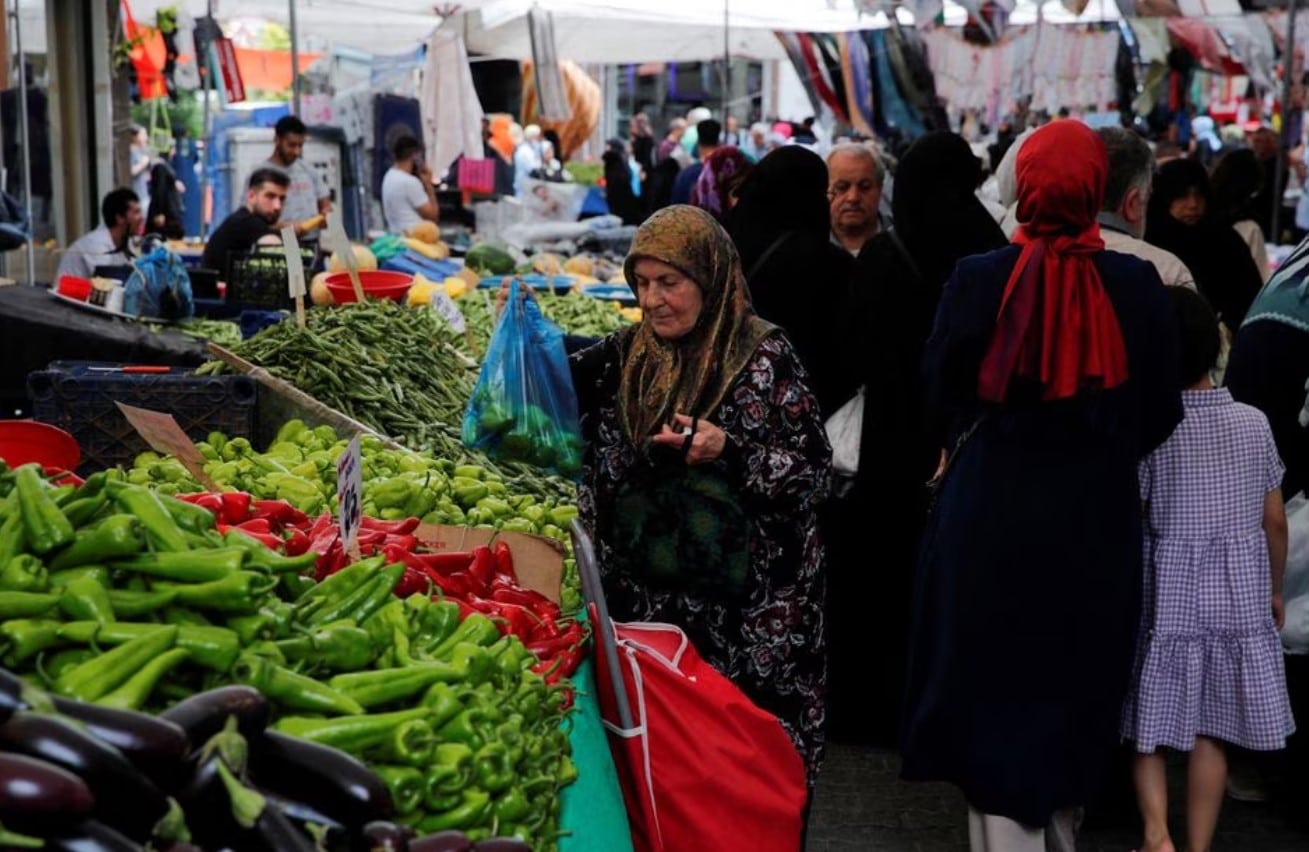 image Turkey&#8217;s economy expanded 3.8 per cent in second quarter, set to slow