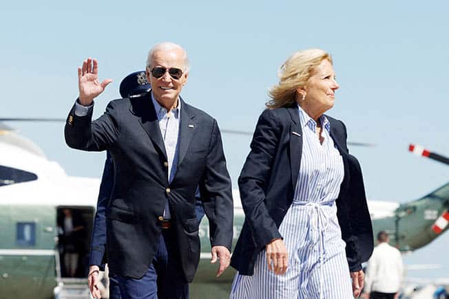 image Jill Biden positive for COVID, President Biden tests negative