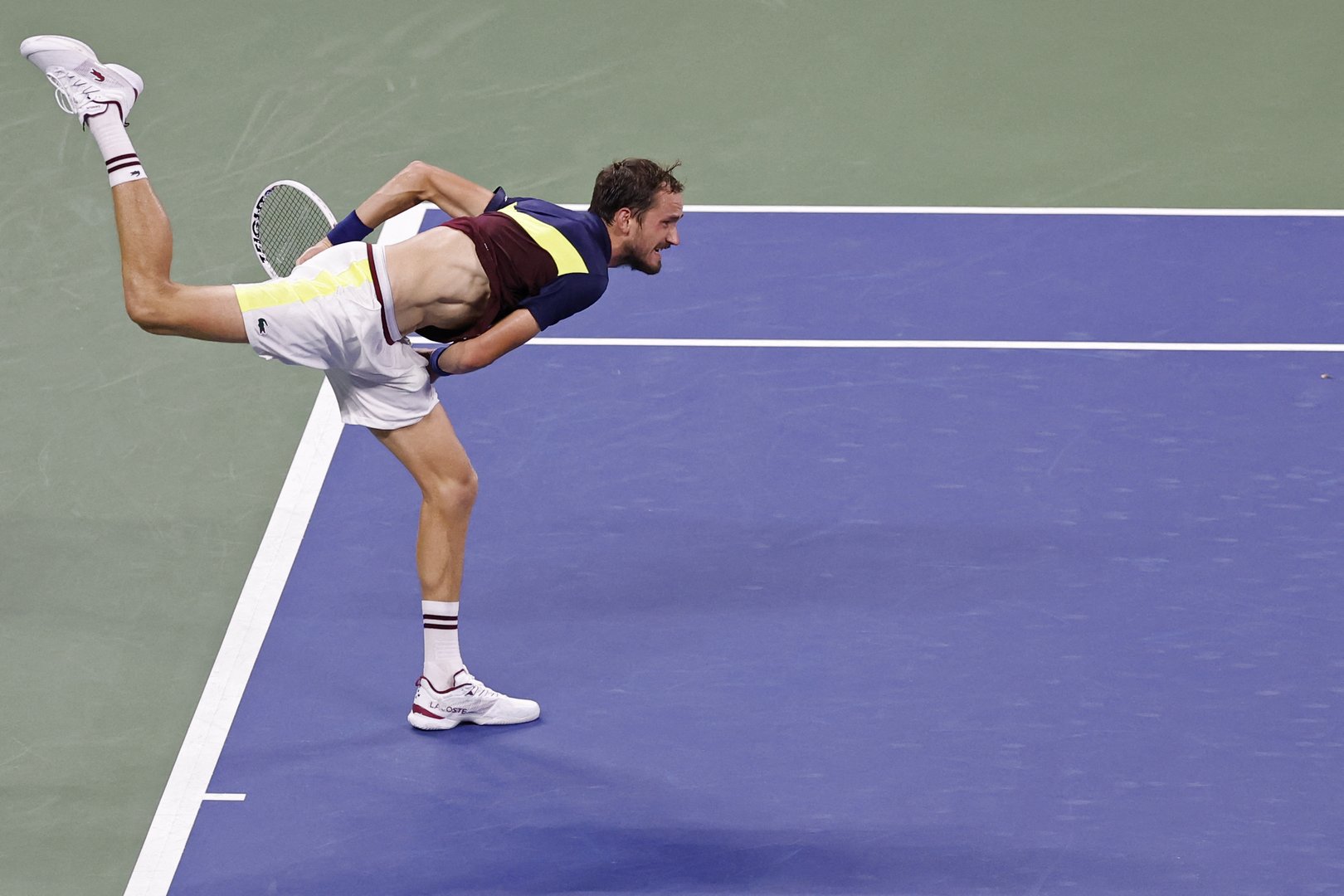 image Alcaraz, Medvedev make quick work of their opponents to reach US Open last eight