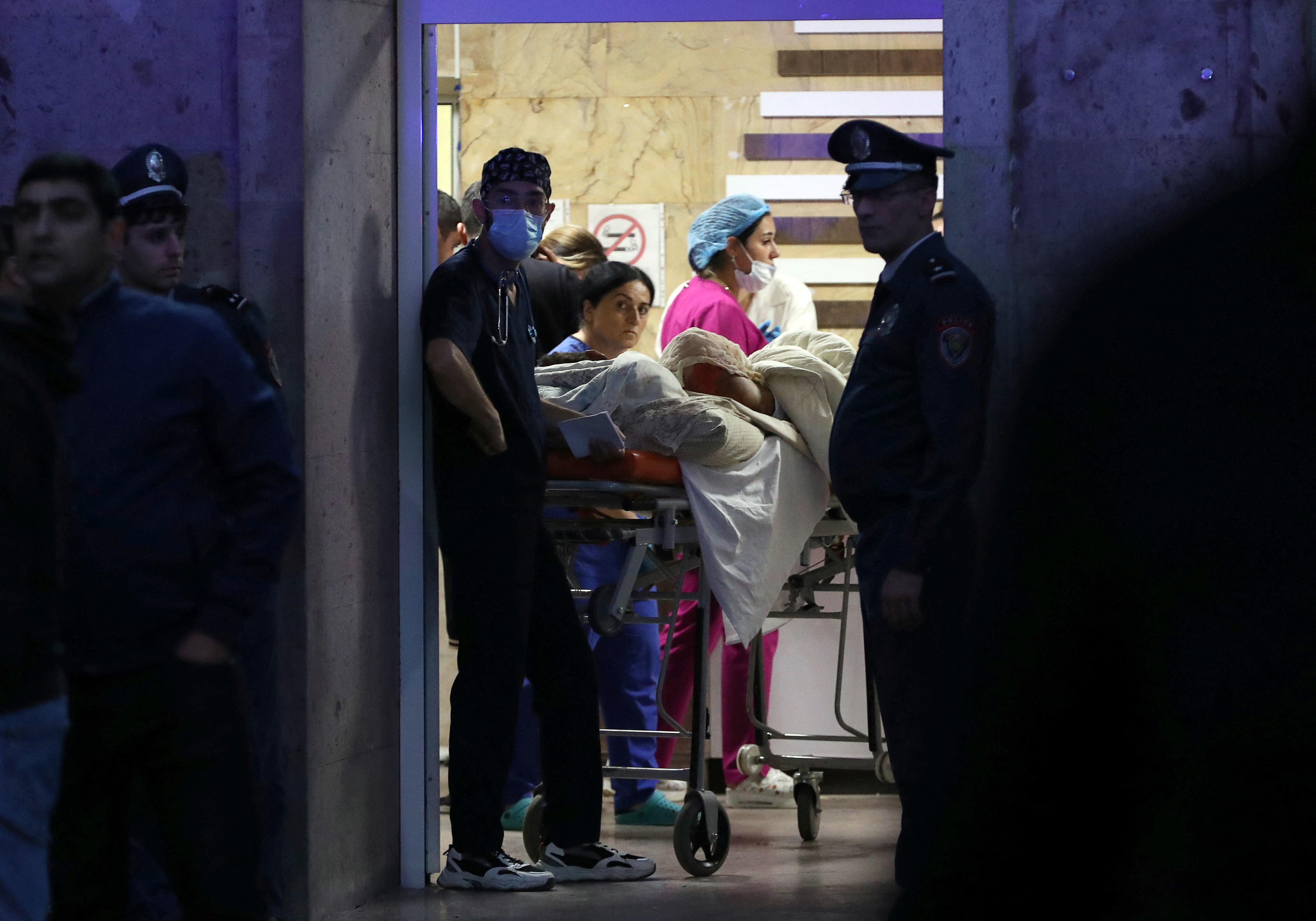 image Thousands flee Karabakh to Armenia, death toll rises in fuel depot blast (Updated)