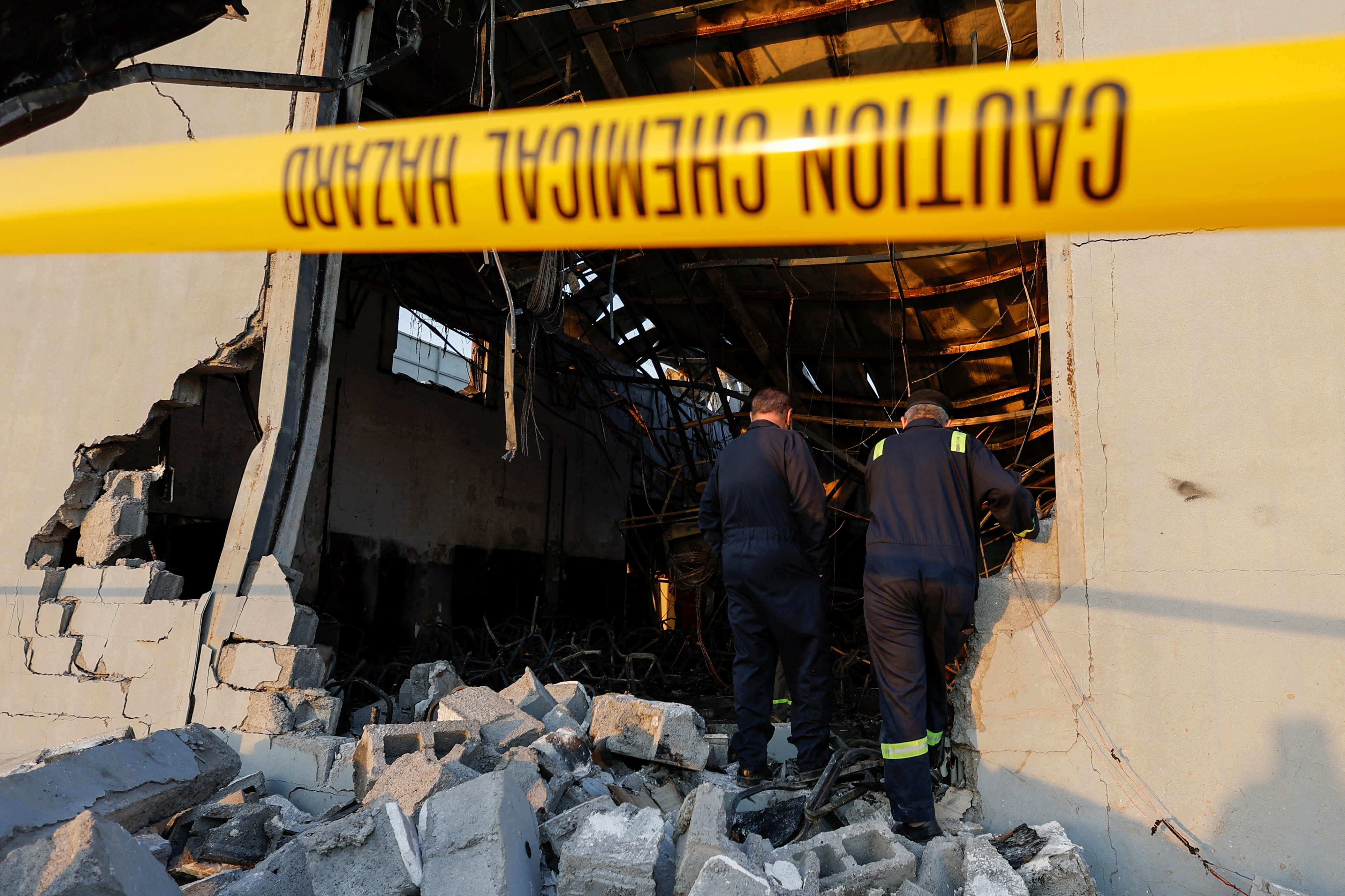 image Iraq wedding fire kills more than 100, relatives identify bodies (Updated)