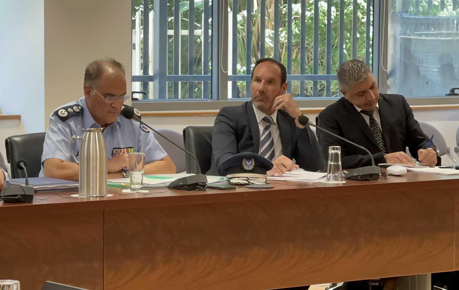 image Deputies lambast police chief over feeble response to violence