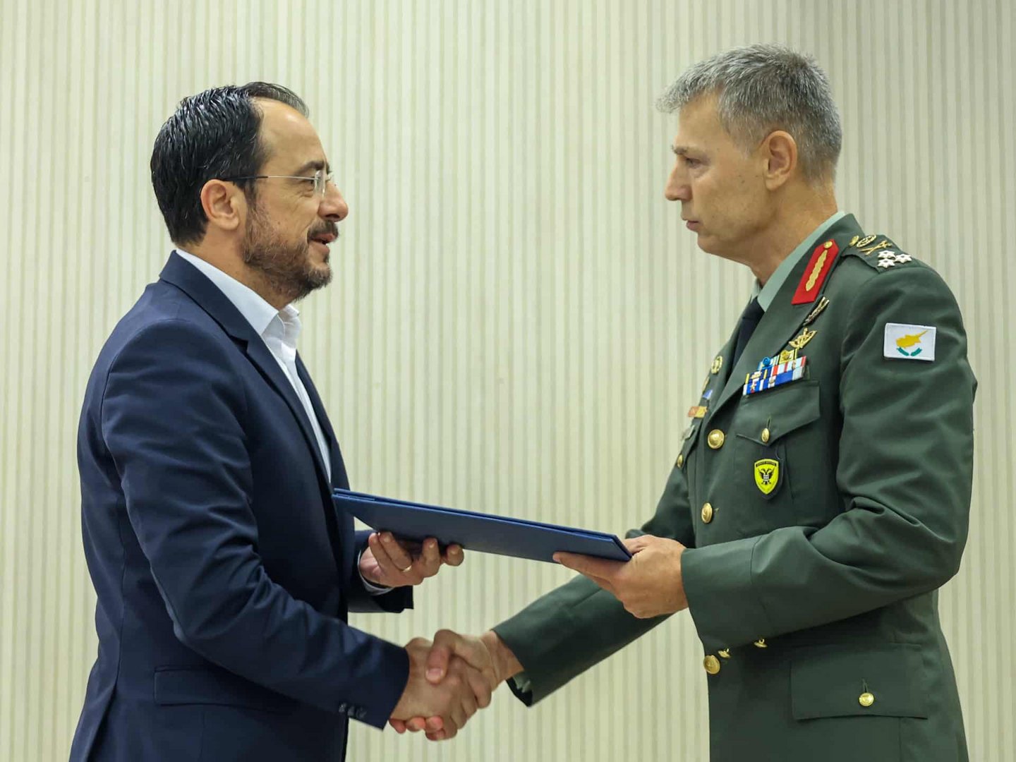 image New national guard chief inducted (Updated)