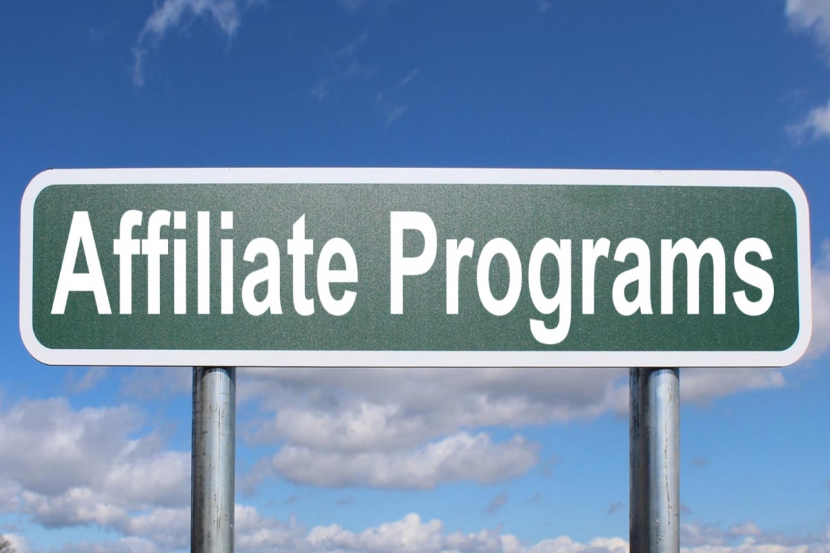 image List of top 10 affiliate link tracking platforms [Pros &#038; Cons]