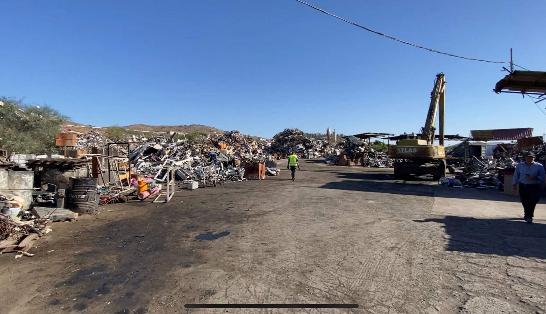 image Three injured, one seriously, after explosion at Larnaca recycling site (updated)