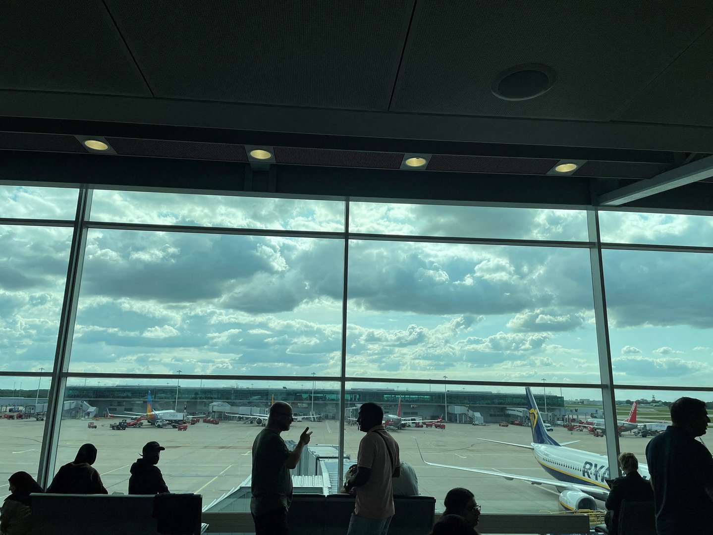 image UK aviation regulator to review air traffic control failure