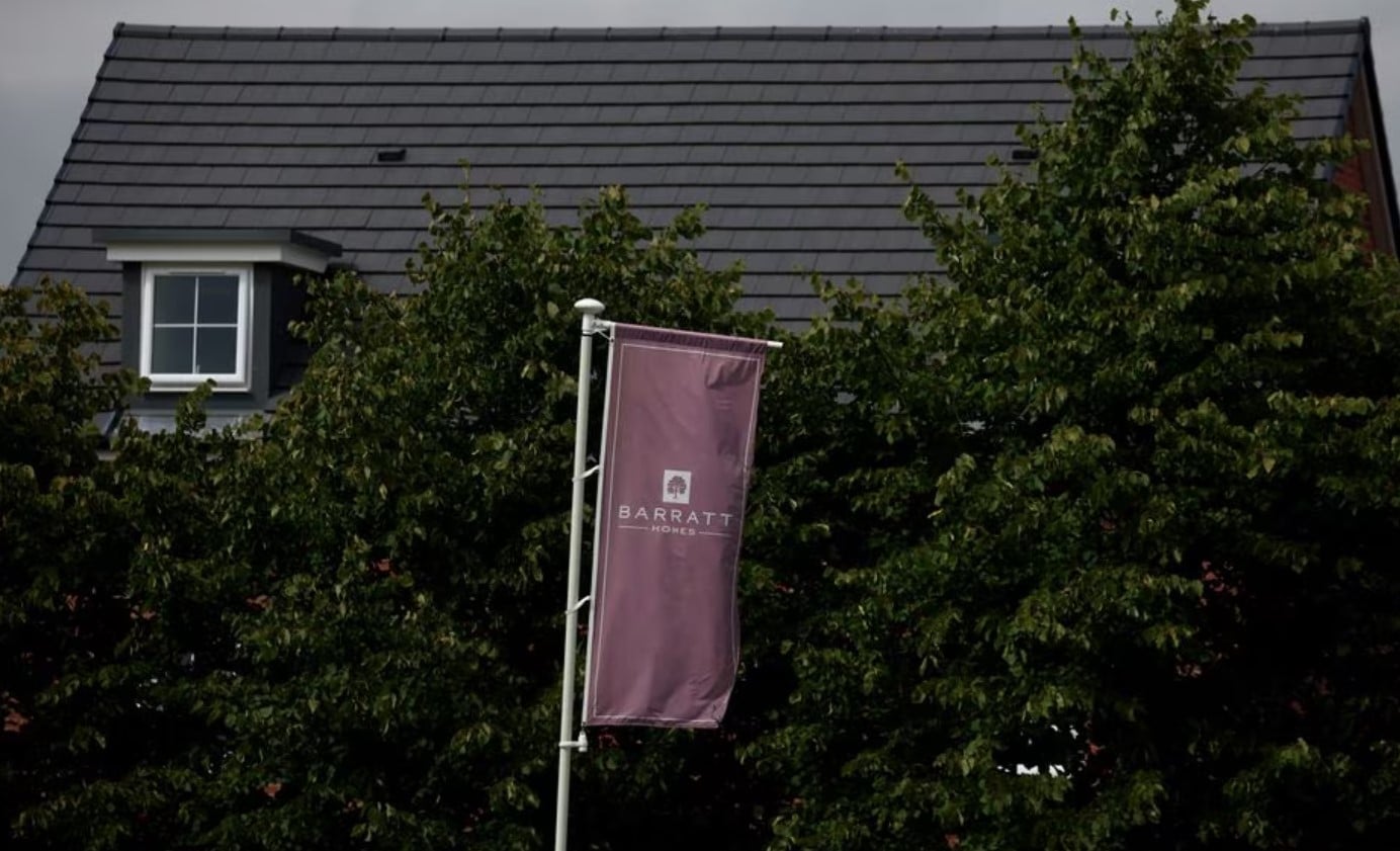 image UK&#8217;s Barratt flags tough housing market conditions after annual profit fall
